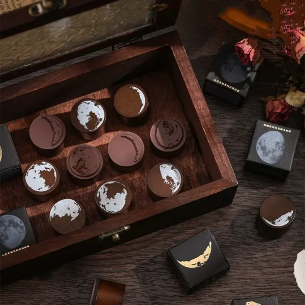 8 Sellos de Goma y Madera que representan las Fases Lunares, ideal para manualidades y decoración de textos, excelente calidad