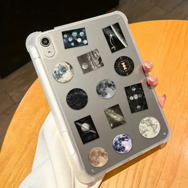 50 piezas de Stickers relacionados con el espacio, el universo, planetas y astronautasEstilo Dark Oscuro Para decorar cualquier cosa