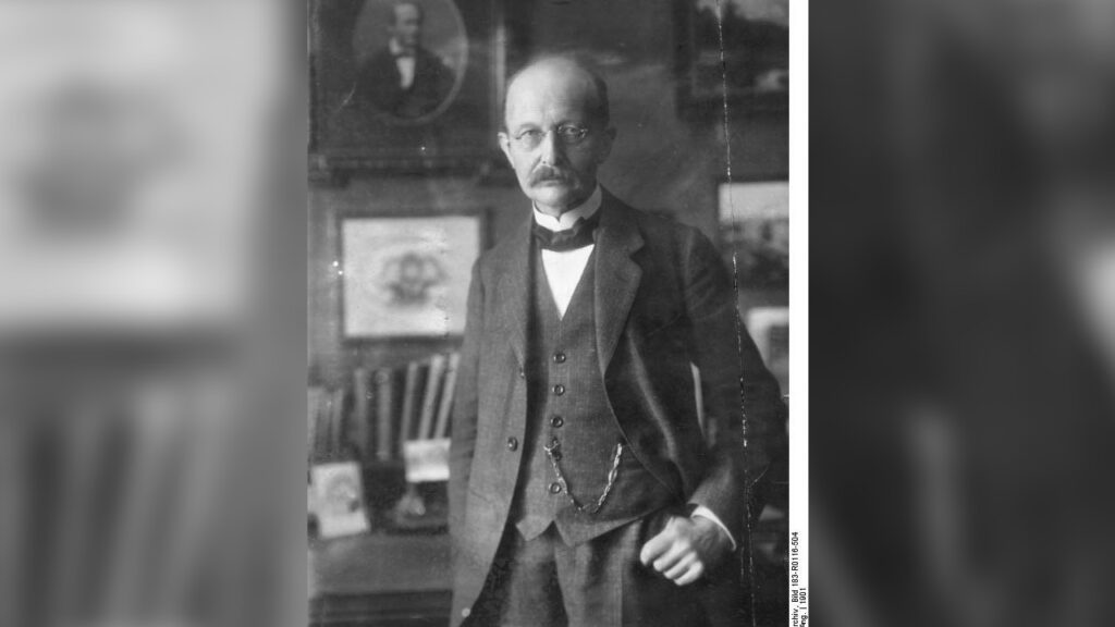 El tiempo de planck se define como el instante mas pequeño del universo en términos físicos, sabes cual es?
