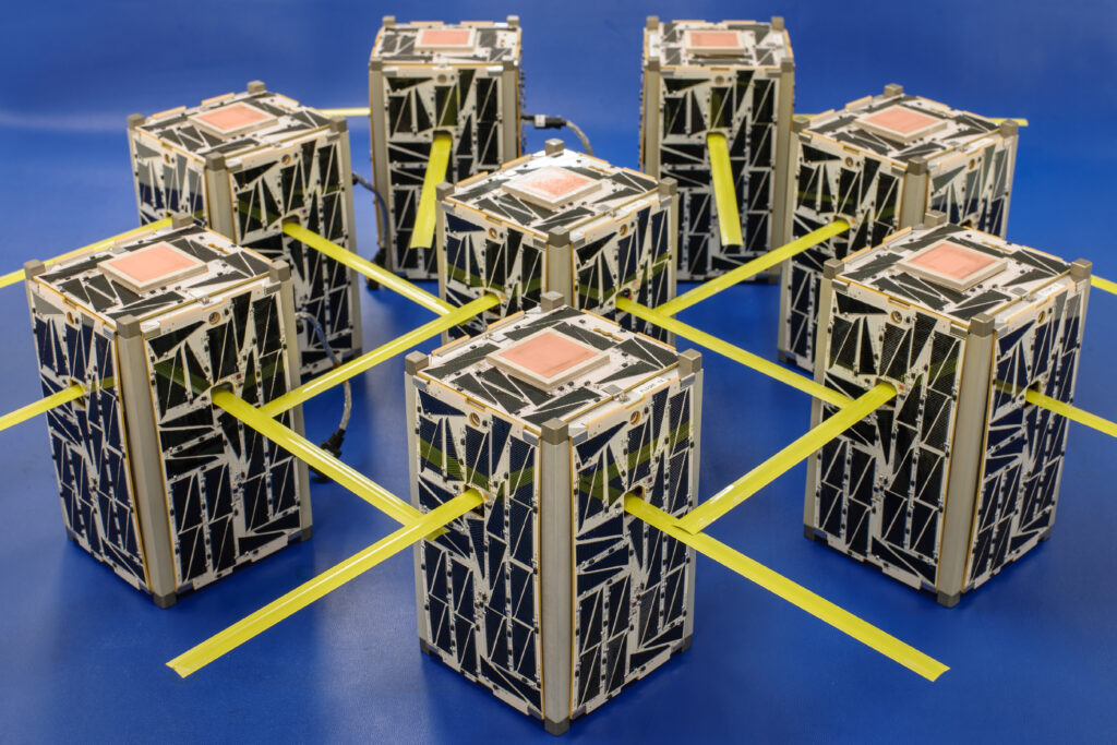 satelites al final de su vida util y basura espacial